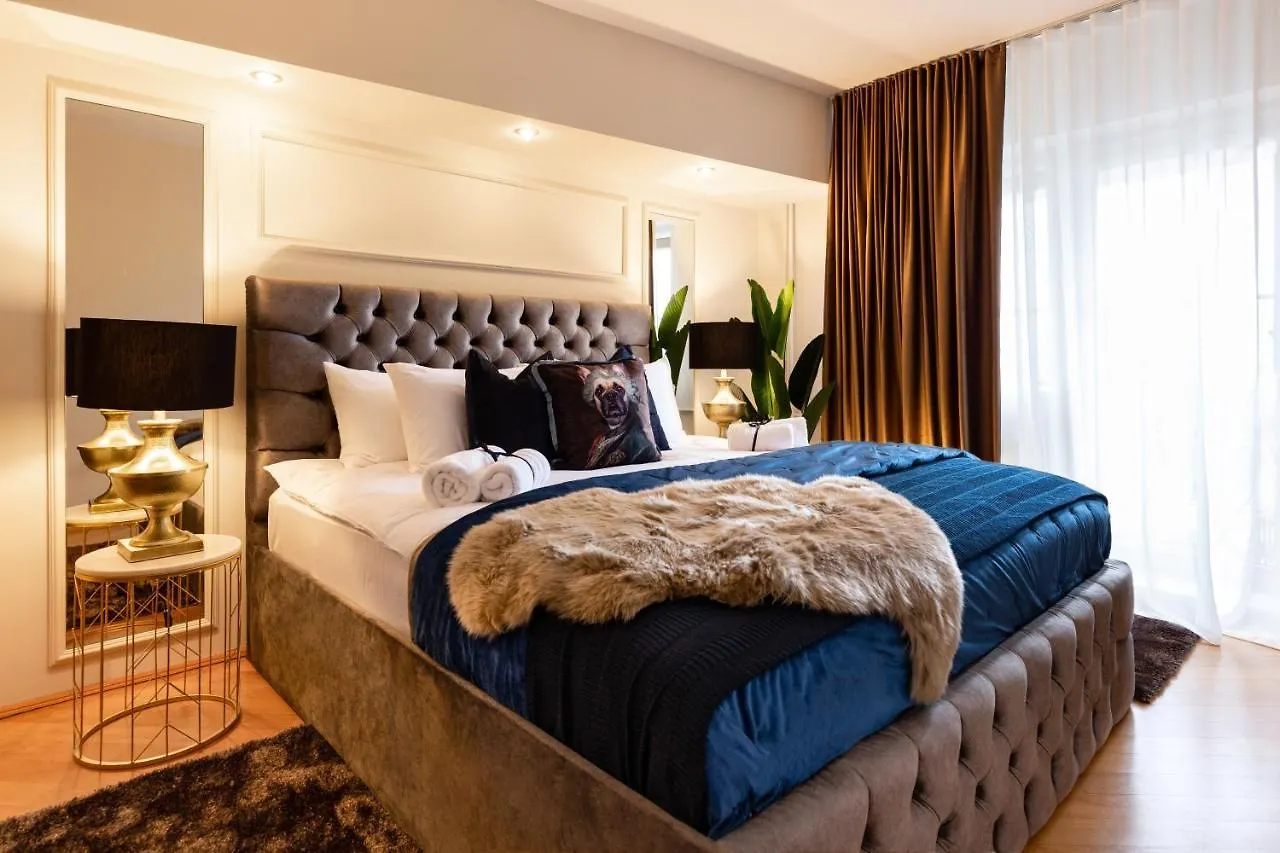 Qult - Monarch Apartment Bucharest 0*,  Romania